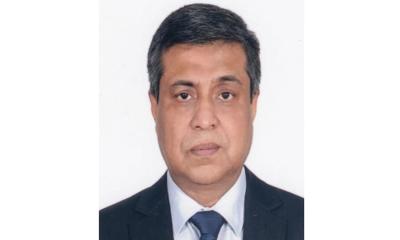 ঢাকা বিভাগের নতুন বিভাগীয় কমিশনার মনিরুজ্জামান মিঞা