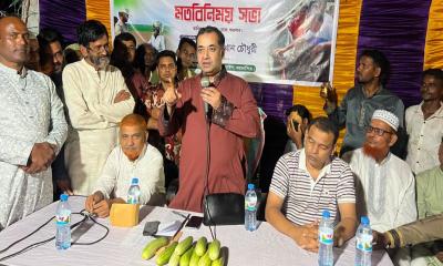নান্দাইলে শশা চাষীদের সাথে তথ্য প্রতিমন্ত্রীর মতবিনিময়