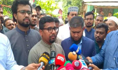 জুলাই বিপ্লবের সঙ্গে গাদ্দারি শুরু করেছে বিএনপি