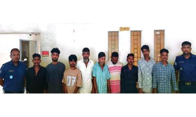 চকরিয়ায় পুলিশের বিশেষ অভিযানে গ্রেপ্তার ৯