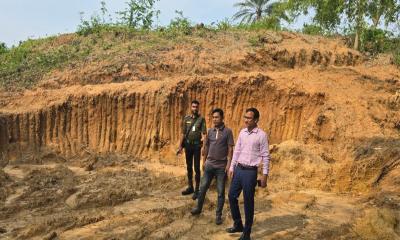 নবীগঞ্জে অবৈধভাবে মাটি কাটার দায়ে দেড় লাখ টাকা অর্থদণ্ড