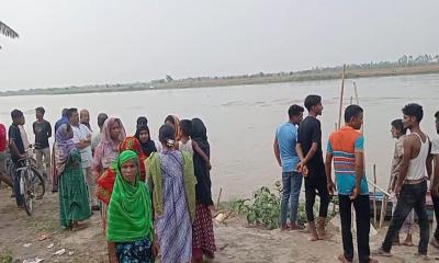 লালমনিরহাটে ধরলা নদীতে গোসল করতে নেমে দুই ভাই নিখোঁজ
