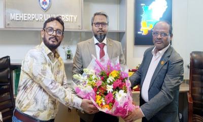 মেহেরপুর বিশ্ববিদ্যালয়ের ভিসি হিসেবে যোগ দিলেন ড. তোজাম্মেল